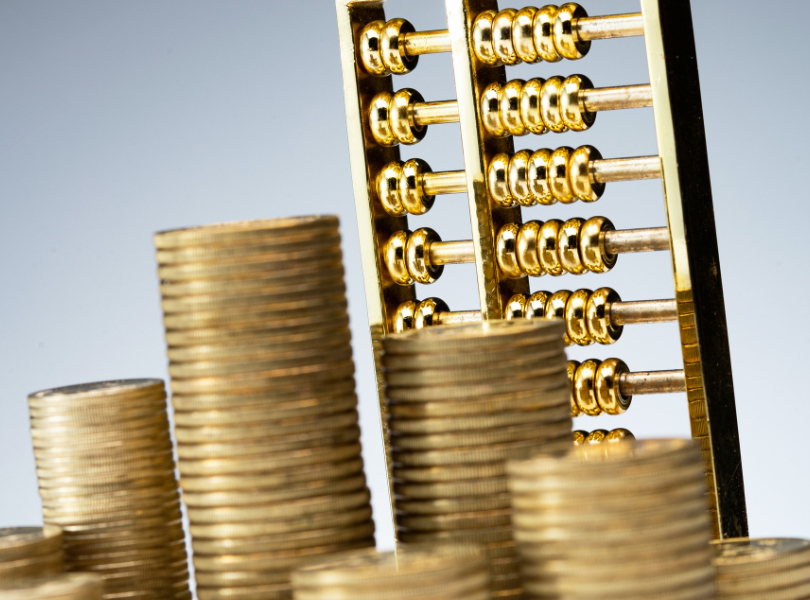 公募費率改革持續(xù)推進　基金頻打“降費牌”