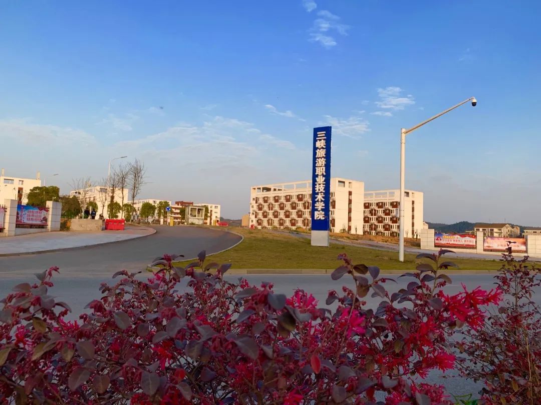 &ldquo;學(xué)生還未畢業(yè)就被簽約&rdquo;，這所職校的特色專業(yè)厲害了！