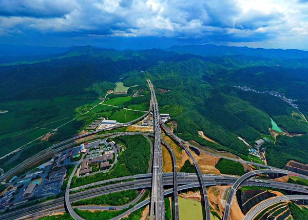 各級(jí)國(guó)企全覆蓋　下好全省&ldquo;一盤棋&rdquo;