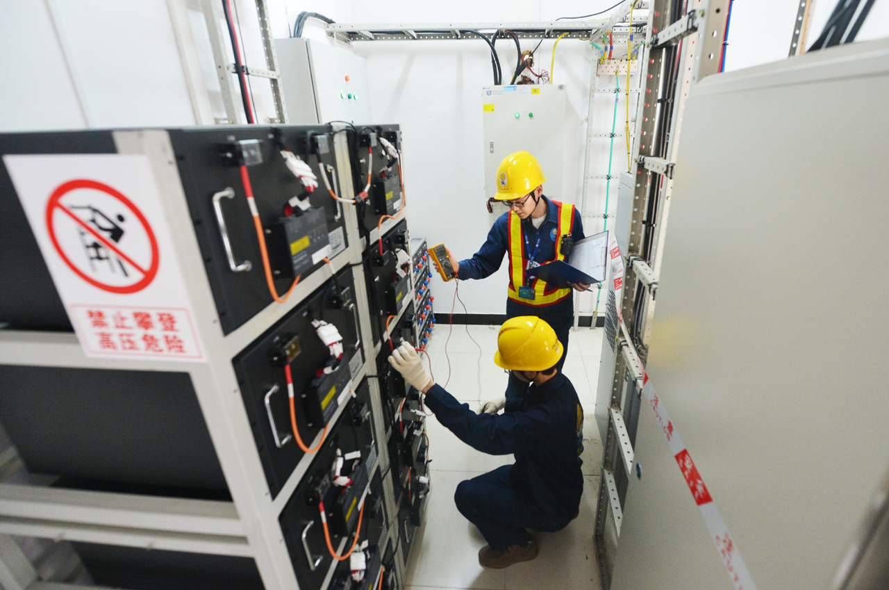 能耗問題顯現(xiàn) 實(shí)現(xiàn)綠色新基建要過幾道關(guān)？