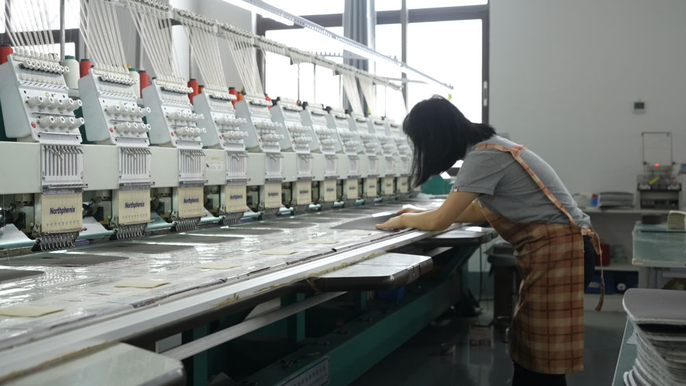 迎難而上　苦練內(nèi)功　主動(dòng)求變&mdash;&mdash;重慶民營(yíng)企業(yè)發(fā)展一線觀察