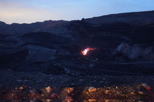 年燒損優(yōu)質(zhì)煤百萬噸　賀蘭山煤層自燃&ldquo;百年頑疾&rdquo;待解