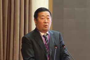 李鋒: 堅持&ldquo;科技創(chuàng)新、制度創(chuàng)新兩輪驅(qū)動&rdquo;